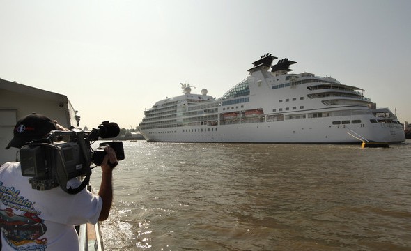 парусные новости, круизный лайнер класса люкс Seabourn Sojourn Luxury Passenger Yacht